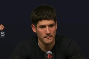 开云APP-谢泼德：最不担心的就是球队的投篮能力，我们会找到状态