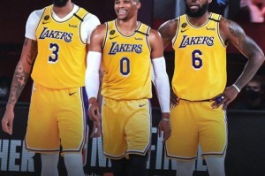 kaiyun-【交易评级】湖人豪赌韦少隐患大 奇才彻底告别过去